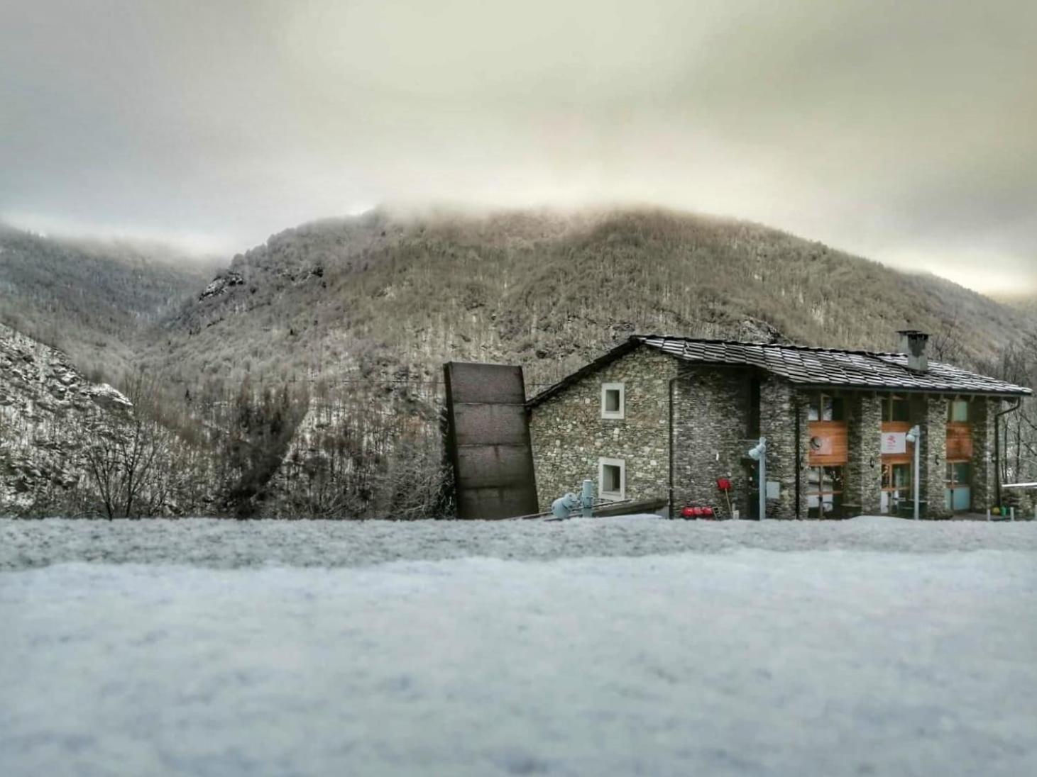 Rifugio Galaberna Hotel Ostana Eksteriør billede